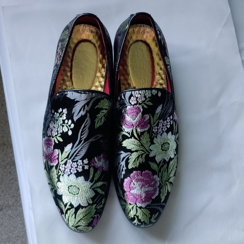 🌸🌿NEW Floral Embroidered Men's Loafers